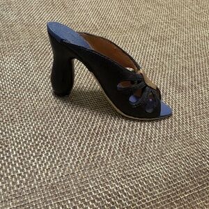 QCOK Miniature Purple & Black Shoe